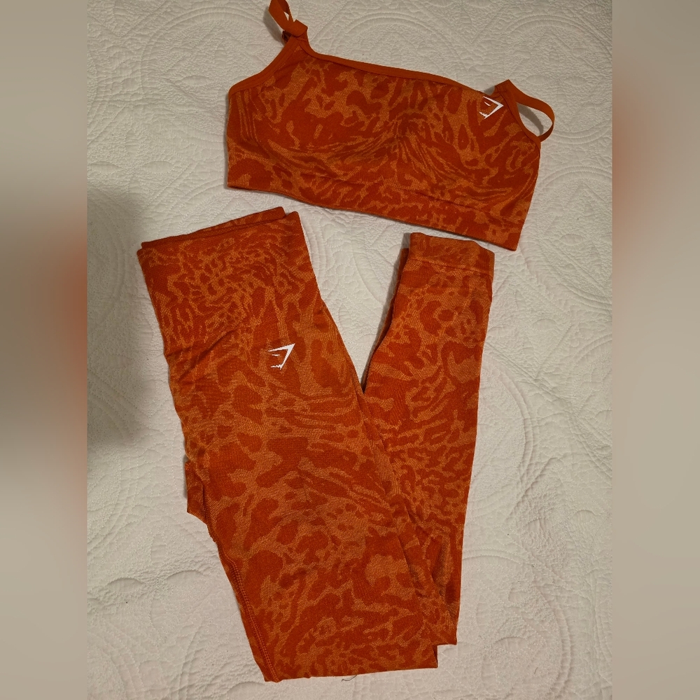 Gymshark Women’s Orange Camo Seamless Leggings